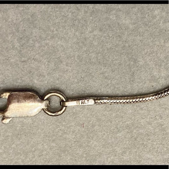 Amber pendant necklace - Picture 8 of 10